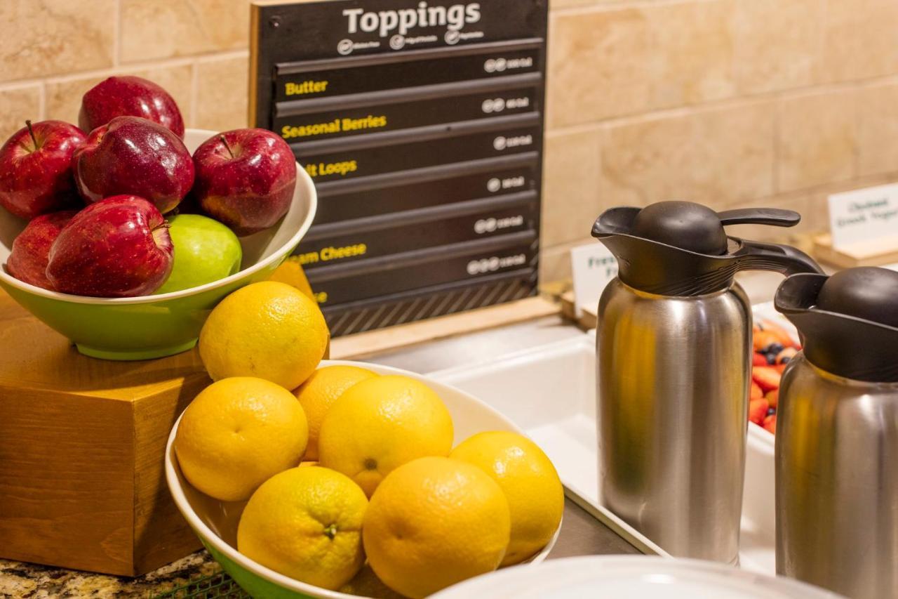 Holiday Inn Austin Midtown By Ihg Bagian luar foto